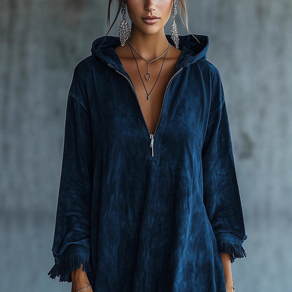 Vestido folgado de manga comprida com capuz