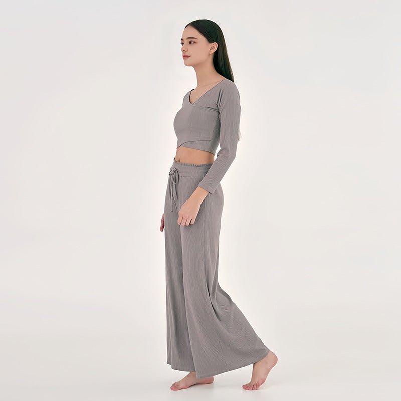 Conjunto com Top Cruzado e Calça Larga de Conforto Total - Blue&Pink