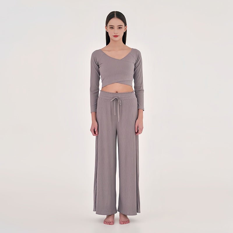 Conjunto com Top Cruzado e Calça Larga de Conforto Total - Blue&Pink