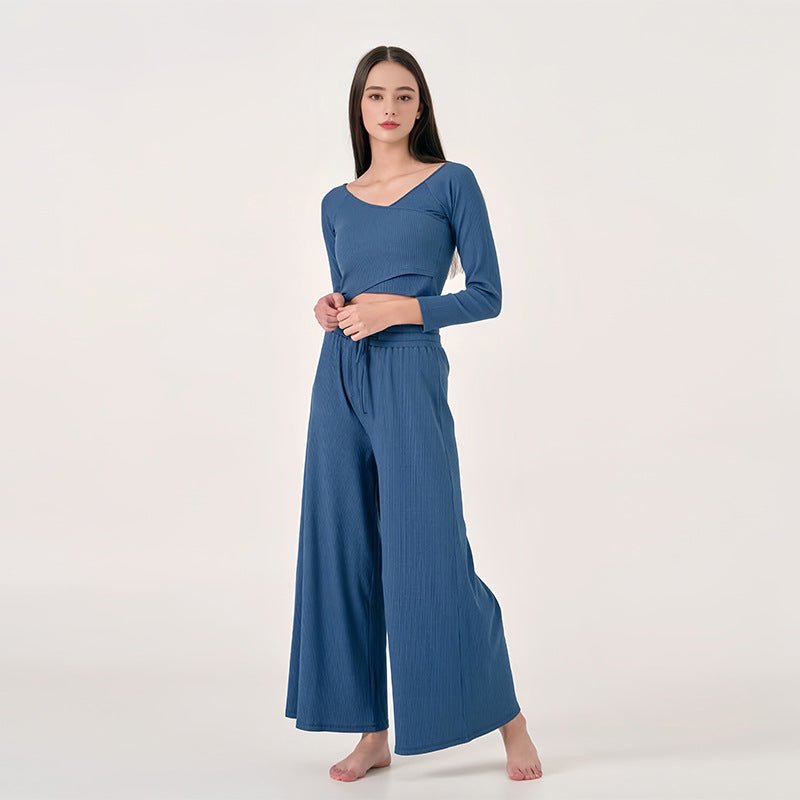 Conjunto com Top Cruzado e Calça Larga de Conforto Total - Blue&Pink