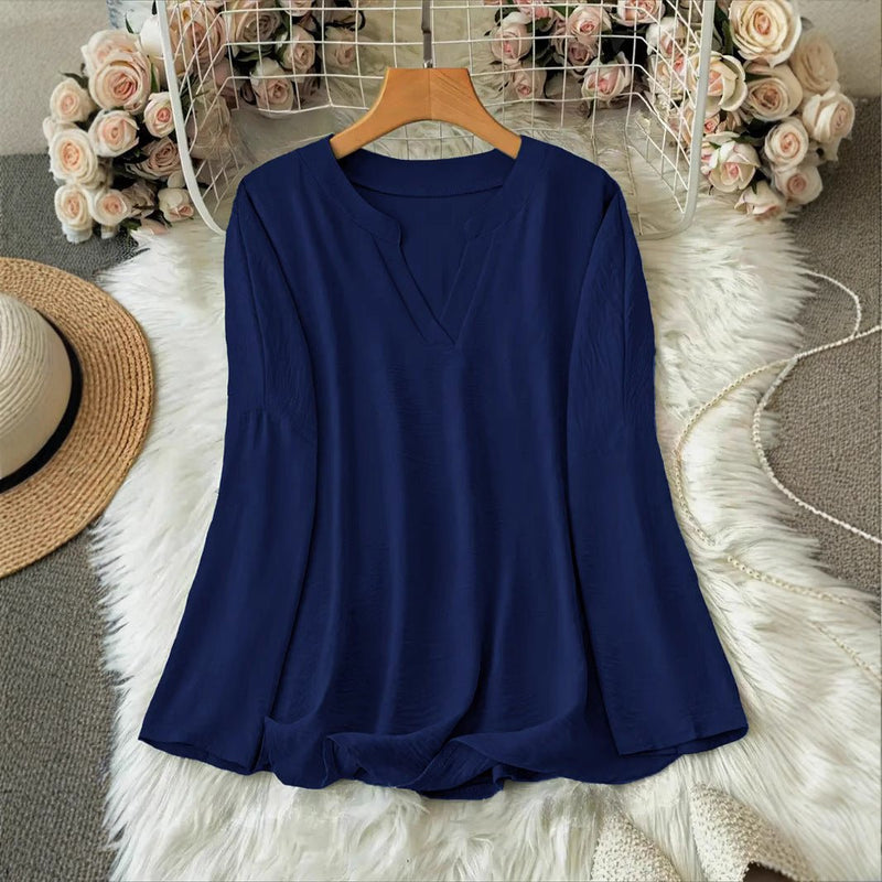 T-shirt Feminina com Decote em V Conforto e Charme Natural - Blue&Pink