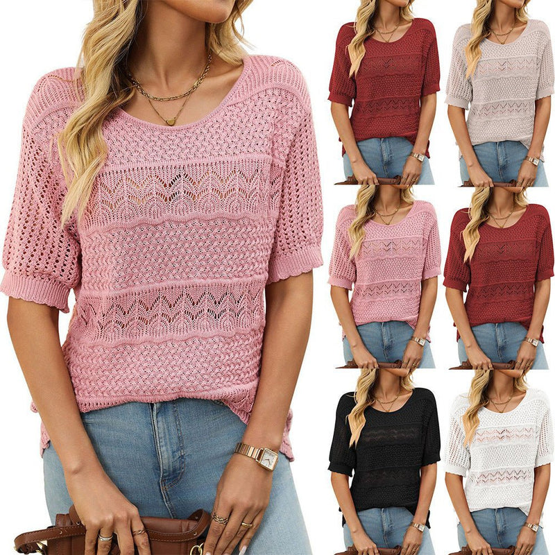 Elegância Artesanal: Camisola com Detalhes Vazados e Gola Redonda - Blue&Pink